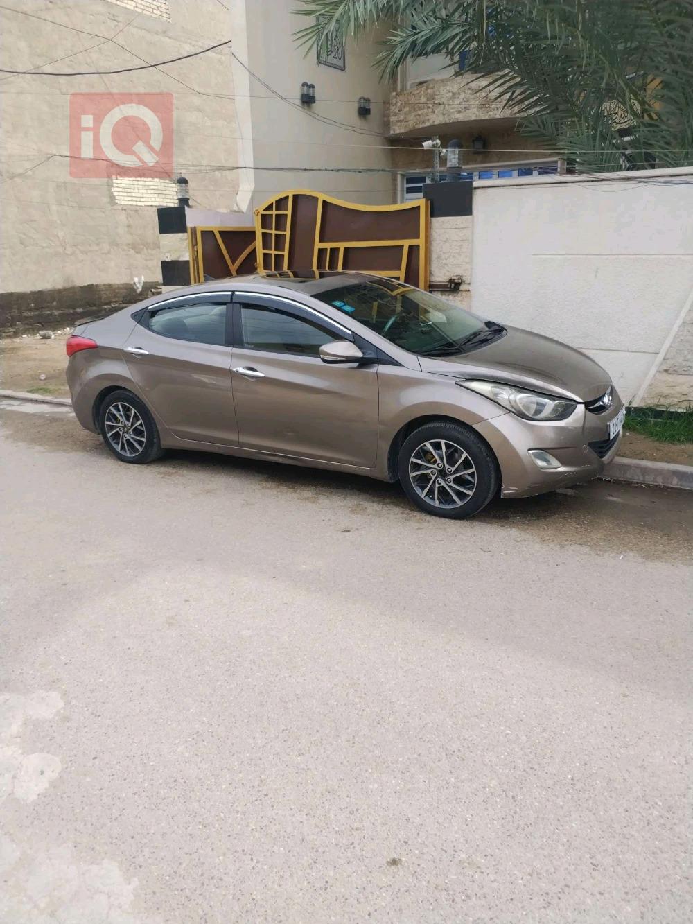 هیوندای ئەلەنترا